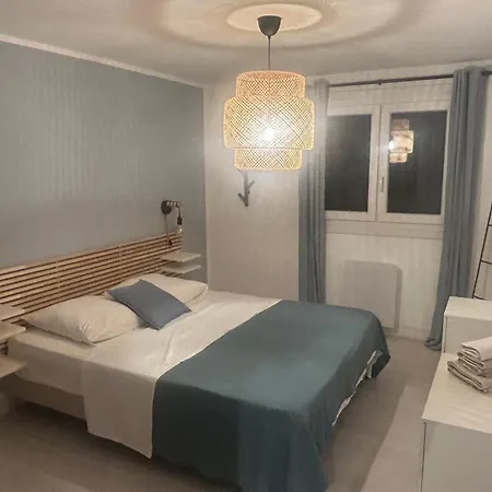 T2 Tout Confort Et Moderne, Climatise Avec Balcon Et Parking, A 10 Min Du Port Et De La Plage Sanary-sur-Mer Extérieur photo